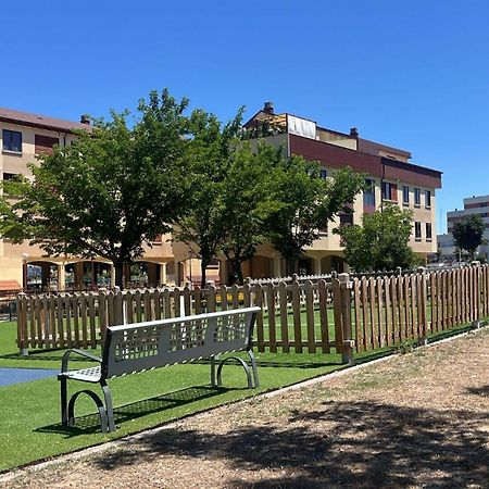 Apartamento Ideal A La Entrada De Salamanca !!! Santa Marta de Tormes Zewnętrze zdjęcie